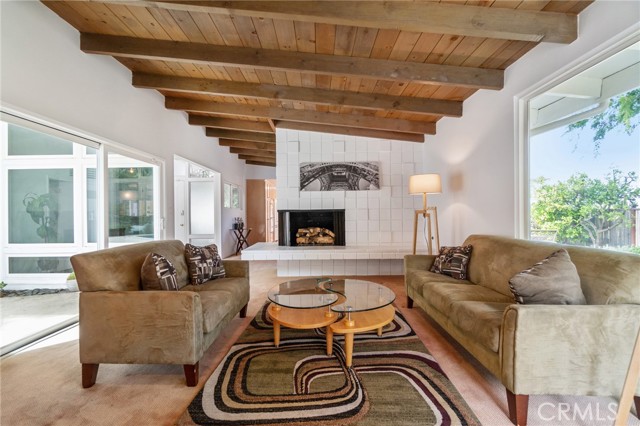 4 Spinning Wheel Lane, Rolling Hills Estates, California 90274, 4 Bedrooms Bedrooms, ,3 BathroomsBathrooms,Residential,Sold,Spinning Wheel,SB21079311