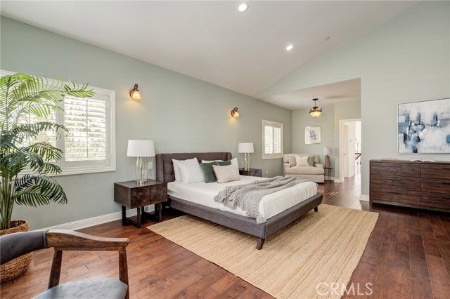 228 Juanita Avenue, Redondo Beach, California 90277, 4 Bedrooms Bedrooms, ,2 BathroomsBathrooms,Residential,Sold,Juanita,SB20139705