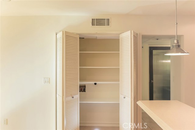 1 Bed Home for Sale in North Hollywood, California