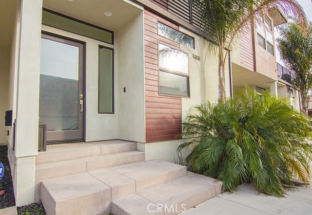 1808 Perkins Lane, Redondo Beach, California 90278, 3 Bedrooms Bedrooms, ,3 BathroomsBathrooms,Residential,Sold,Perkins,SB20003243
