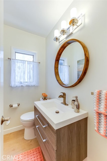 412 Marine Avenue, Manhattan Beach, California 90266, 3 Bedrooms Bedrooms, ,Residential,Sold,Marine,SB21057132