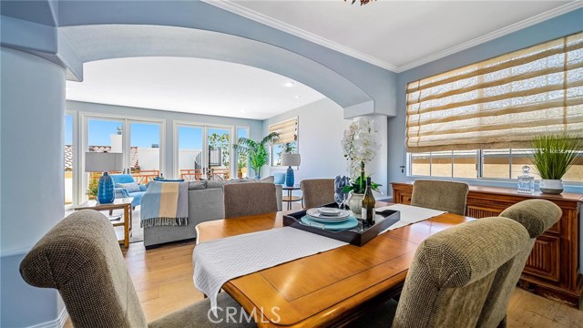 952 8th Street, Hermosa Beach, California 90254, 4 Bedrooms Bedrooms, ,3 BathroomsBathrooms,Residential,Sold,8th,SB20164788