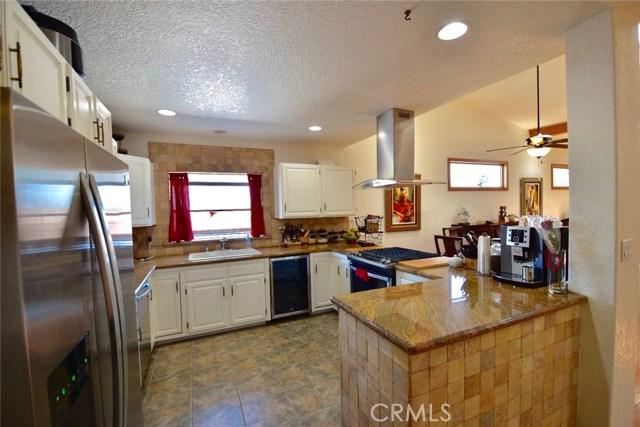 2024 Velez Drive, Rancho Palos Verdes, California 90275, 4 Bedrooms Bedrooms, ,2 BathroomsBathrooms,Residential,Sold,Velez,PV18128155 2024 Velez Drive, Rancho Palos Verdes, California 90275, 4 Bedrooms Bedrooms, ,2 BathroomsBathrooms,Residential,Sold,Velez,PV18128155