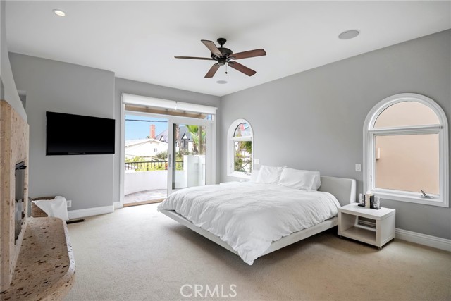 2030 Loma Drive, Hermosa Beach, California 90254, 4 Bedrooms Bedrooms, ,3 BathroomsBathrooms,Residential,Sold,Loma,SB21082473