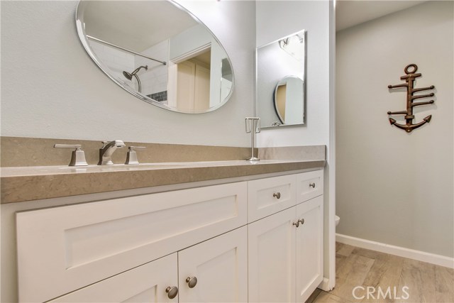 700 Esplanade, Redondo Beach, California 90277, 3 Bedrooms Bedrooms, ,2 BathroomsBathrooms,Residential,Sold,Esplanade,SB18014661