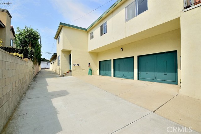 906 Harkness Lane, Redondo Beach, California 90278, ,Residential Income,Sold,Harkness,SB20179590