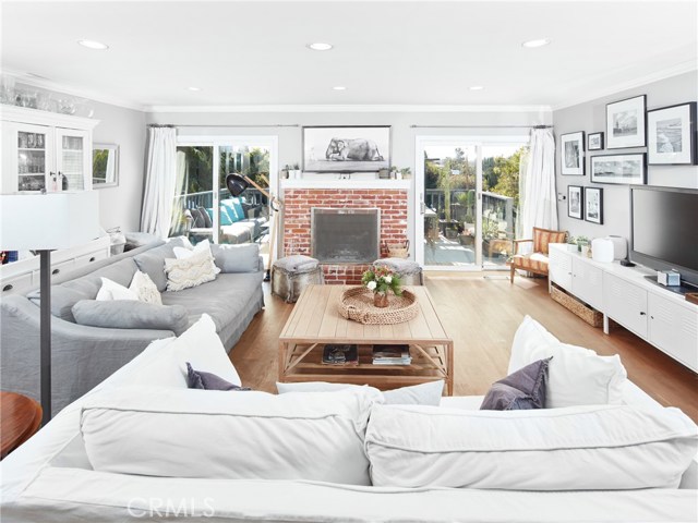 4 Bed Home for Sale in El Segundo, California
