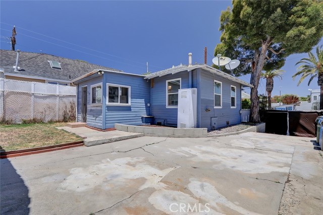 218 Pearl Street, Redondo Beach, California 90277, 2 Bedrooms Bedrooms, ,1 BathroomBathrooms,Residential,Sold,Pearl,SB21119531