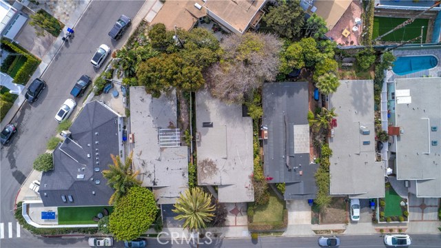 2132 Ardmore Avenue, Manhattan Beach, California 90266, 5 Bedrooms Bedrooms, ,2 BathroomsBathrooms,Residential,Sold,Ardmore,SB18050681