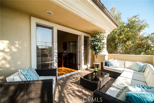 2413 Rockefeller Lane, Redondo Beach, California 90278, 3 Bedrooms Bedrooms, ,2 BathroomsBathrooms,Residential,Sold,Rockefeller,SB18266736