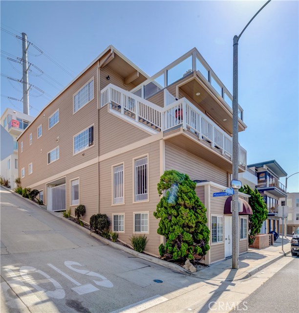 4108 Highland Avenue, Manhattan Beach, California 90266, ,Residential Income,Sold,Highland,SB19235198