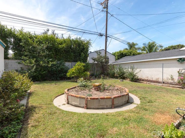 2416 Sebald Avenue, Redondo Beach, California 90278, 2 Bedrooms Bedrooms, ,1 BathroomBathrooms,Residential,Sold,Sebald,SB18209557