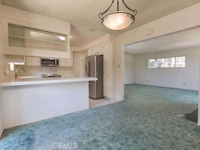 747 Avenue B, Redondo Beach, California 90277, 4 Bedrooms Bedrooms, ,1 BathroomBathrooms,Residential,Sold,Avenue B,SB19207800