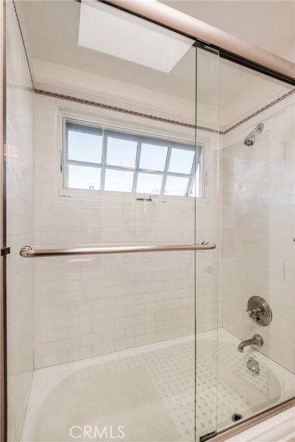 524 4th Street, Manhattan Beach, California 90266, 4 Bedrooms Bedrooms, ,2 BathroomsBathrooms,Residential,Sold,4th,SB21061545