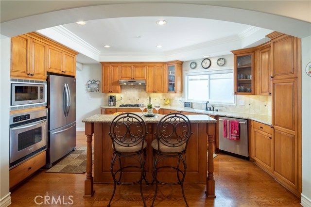 2208 Warfield Avenue, Redondo Beach, California 90278, 4 Bedrooms Bedrooms, ,2 BathroomsBathrooms,Residential,Sold,Warfield,SB19044188