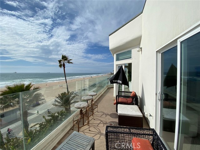 3616 The Strand, Manhattan Beach, California 90266, 4 Bedrooms Bedrooms, ,2 BathroomsBathrooms,Residential,Sold,The Strand,SB21061189