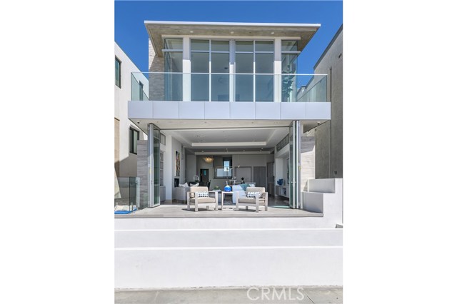 212 The Strand, Hermosa Beach, California 90254, 5 Bedrooms Bedrooms, ,1 BathroomBathrooms,Residential,Sold,The Strand,SB20000113