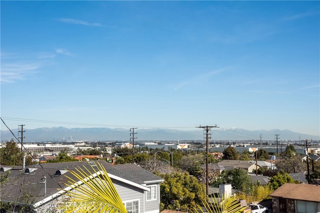 2112 Magnolia Avenue, Manhattan Beach, California 90266, 4 Bedrooms Bedrooms, ,2 BathroomsBathrooms,Residential,Sold,Magnolia,SB20010453