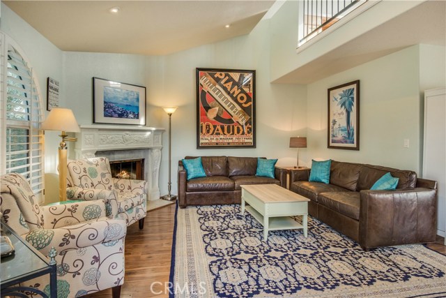 1109 Valley Drive, Hermosa Beach, California 90254, 2 Bedrooms Bedrooms, ,2 BathroomsBathrooms,Residential,Sold,Valley,SB17110855