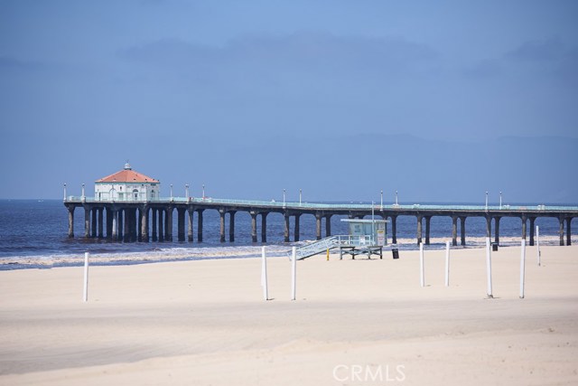 421 Highland Avenue, Manhattan Beach, California 90266, 3 Bedrooms Bedrooms, ,3 BathroomsBathrooms,Residential,Sold,Highland,SB20082553