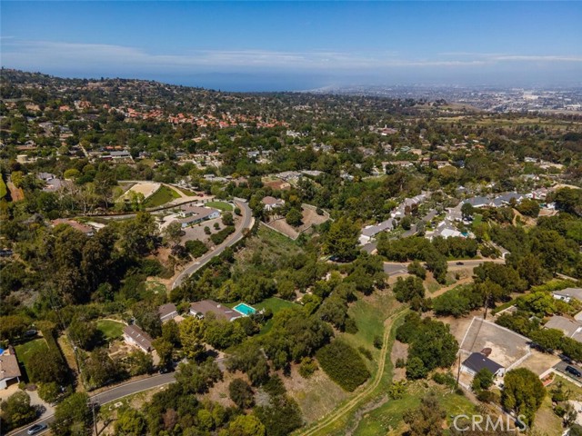 1 Lower Blackwater Canyon, Rolling Hills, California 90274, 4 Bedrooms Bedrooms, ,3 BathroomsBathrooms,Residential,Sold,Lower Blackwater Canyon,PV21075686