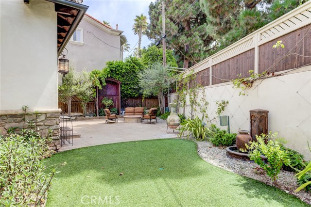 814 Juanita Avenue, Redondo Beach, California 90277, 5 Bedrooms Bedrooms, ,3 BathroomsBathrooms,Residential,Sold,Juanita,SB20155302