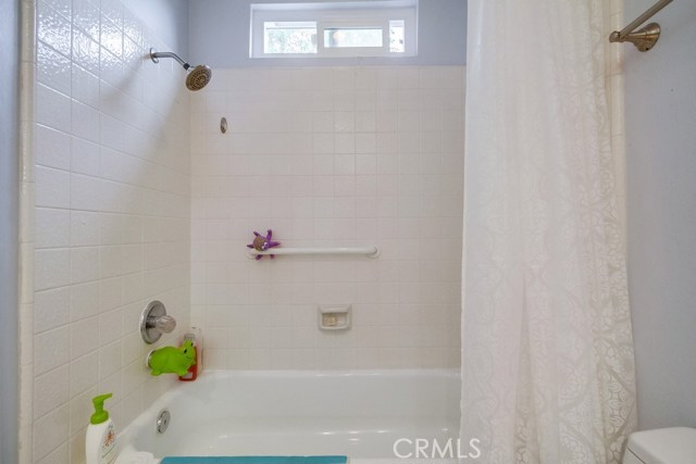 108 Irena Avenue, Redondo Beach, California 90277, 2 Bedrooms Bedrooms, ,1 BathroomBathrooms,Residential,Sold,Irena,SB18121542