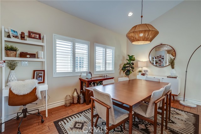 2005 Carnegie Lane, Redondo Beach, California 90278, 4 Bedrooms Bedrooms, ,3 BathroomsBathrooms,Residential,Sold,Carnegie,SB21027206