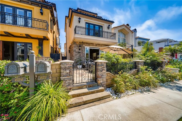 Photo of 622 13th Street, Huntington Beach, CA 92648