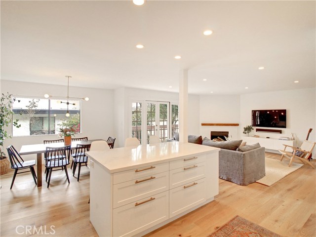 1920 Voorhees Avenue, Redondo Beach, California 90278, 3 Bedrooms Bedrooms, ,3 BathroomsBathrooms,Residential,Sold,Voorhees,SB20104389