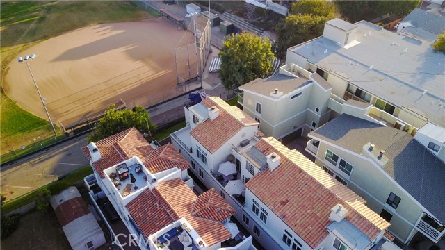 448 11th Street, Hermosa Beach, California 90254, 3 Bedrooms Bedrooms, ,2 BathroomsBathrooms,Residential,Sold,11th,SB21153589