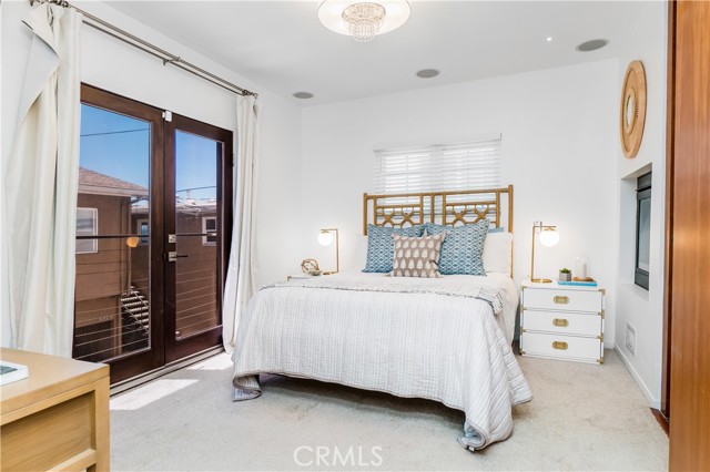 3316 Crest Drive, Manhattan Beach, California 90266, 4 Bedrooms Bedrooms, ,3 BathroomsBathrooms,Residential,Sold,Crest,SB21123586