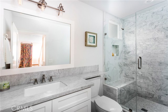 GORGEOUS MARBLE BATHROOM DOWNSTAIRS FOR BEDROOM AND GUESTS