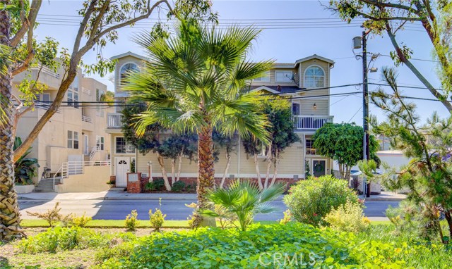 1109 Valley Drive, Hermosa Beach, California 90254, 2 Bedrooms Bedrooms, ,2 BathroomsBathrooms,Residential,Sold,Valley,SB19219365