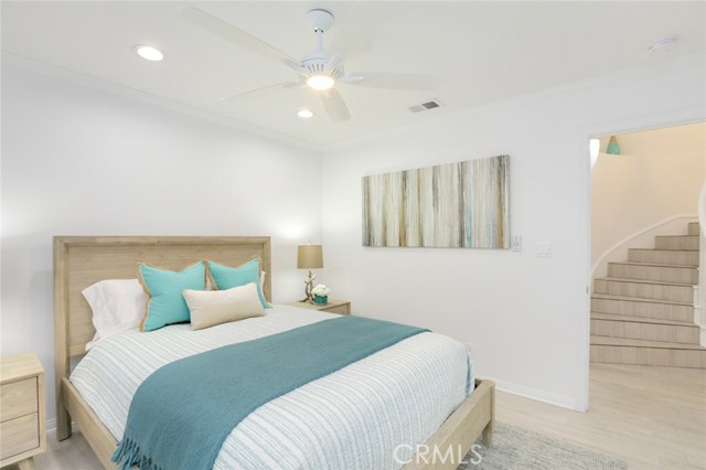 220 4th Street, Hermosa Beach, California 90254, 3 Bedrooms Bedrooms, ,4 BathroomsBathrooms,Residential,Sold,4th,PW18290182