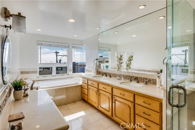 429 35th street, Manhattan Beach, California 90266, 4 Bedrooms Bedrooms, ,4 BathroomsBathrooms,Residential,Sold,35th street,SB19086449