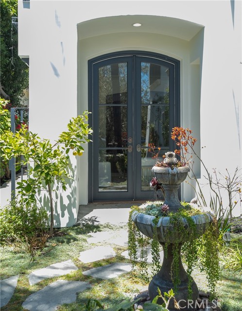 587 26th Street, Manhattan Beach, California 90266, 4 Bedrooms Bedrooms, ,3 BathroomsBathrooms,Residential,Sold,26th,SB21063366