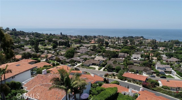 1129 Via Zumaya, Palos Verdes Estates, California 90274, 4 Bedrooms Bedrooms, ,3 BathroomsBathrooms,Residential,Sold,Via Zumaya,PW21178054