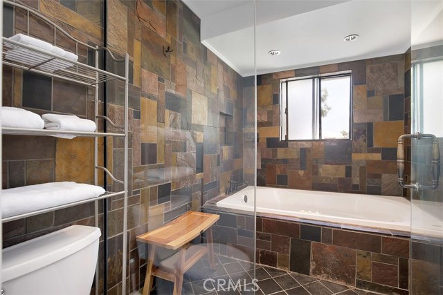 2016 Mathews Avenue, Redondo Beach, California 90278, 2 Bedrooms Bedrooms, ,3 BathroomsBathrooms,Residential,Sold,Mathews,SW19218319