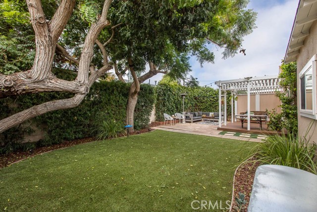 2621 Mathews Avenue, Redondo Beach, California 90278, 3 Bedrooms Bedrooms, ,2 BathroomsBathrooms,Residential,Sold,Mathews,SB20148757