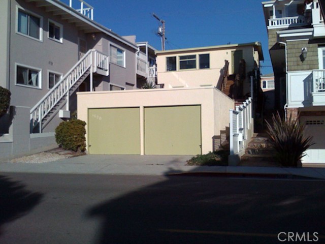 1820 Manhattan Avenue, Hermosa Beach, California 90254, 2 Bedrooms Bedrooms, ,2 BathroomsBathrooms,Residential,Sold,Manhattan,PW17126812