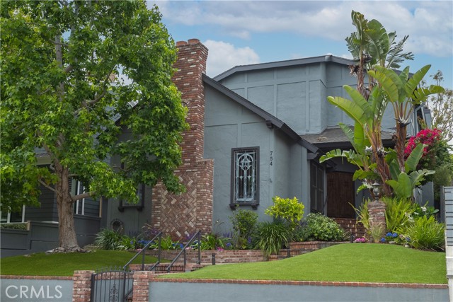 754 35th Street, Manhattan Beach, California 90266, 5 Bedrooms Bedrooms, ,3 BathroomsBathrooms,Residential,Sold,35th,SB21137408