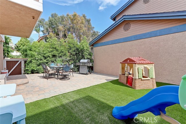 2218 Marshallfield Lane, Redondo Beach, California 90278, 4 Bedrooms Bedrooms, ,2 BathroomsBathrooms,Residential,Sold,Marshallfield,SB17165372