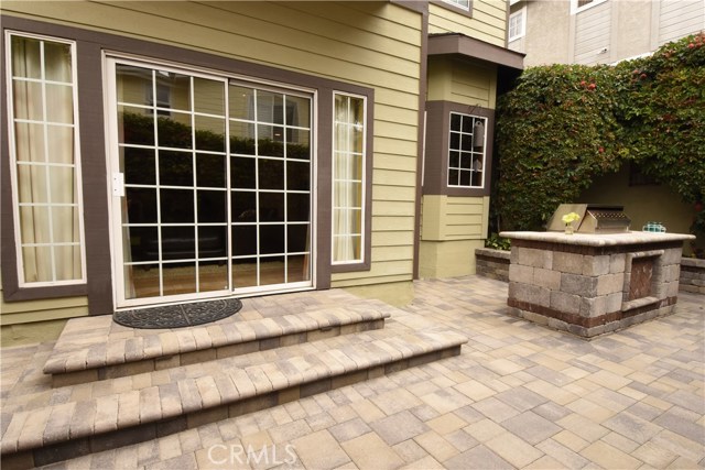 Back yard looking toward the slider off the family room