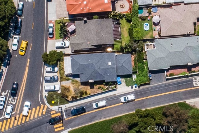 505 Gould, Hermosa Beach, California 90254, 3 Bedrooms Bedrooms, ,3 BathroomsBathrooms,Residential,Sold,Gould,SB18193150