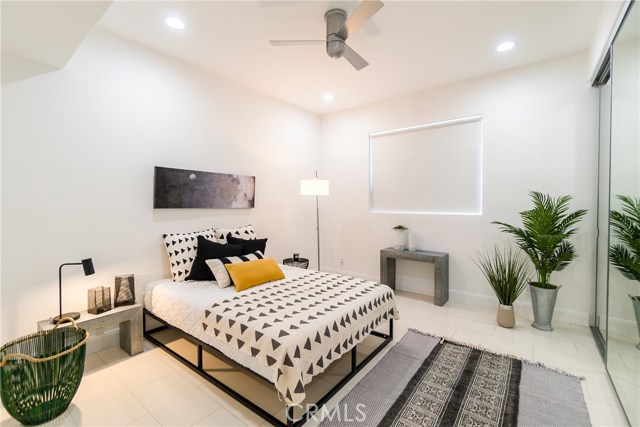 2524 Manhattan Avenue, Hermosa Beach, California 90254, 5 Bedrooms Bedrooms, ,3 BathroomsBathrooms,Residential,Sold,Manhattan,SB18096858