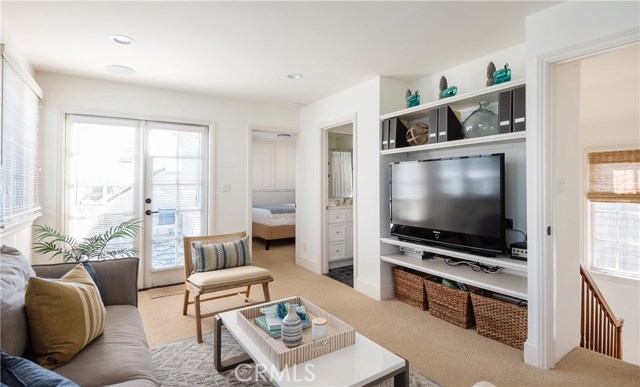 3rd floor family room