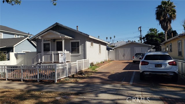 224 Broadway, Redondo Beach, California 90277, ,Residential Income,Sold,Broadway,SB20263623