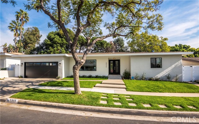 5936 S Chariton Ave, Ladera Heights, CA 90056 photo 1
