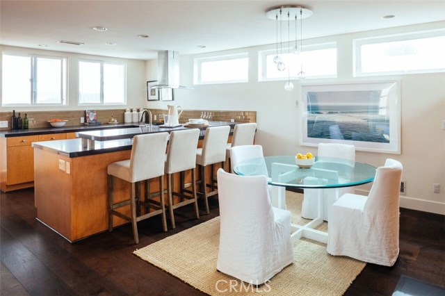 229 24th Street, Hermosa Beach, California 90254, 4 Bedrooms Bedrooms, ,3 BathroomsBathrooms,Residential,Sold,24th,DW17092631